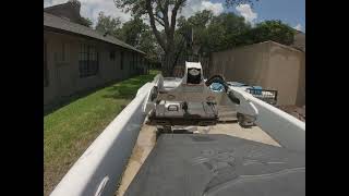 How to change attachments Bobcat mt100