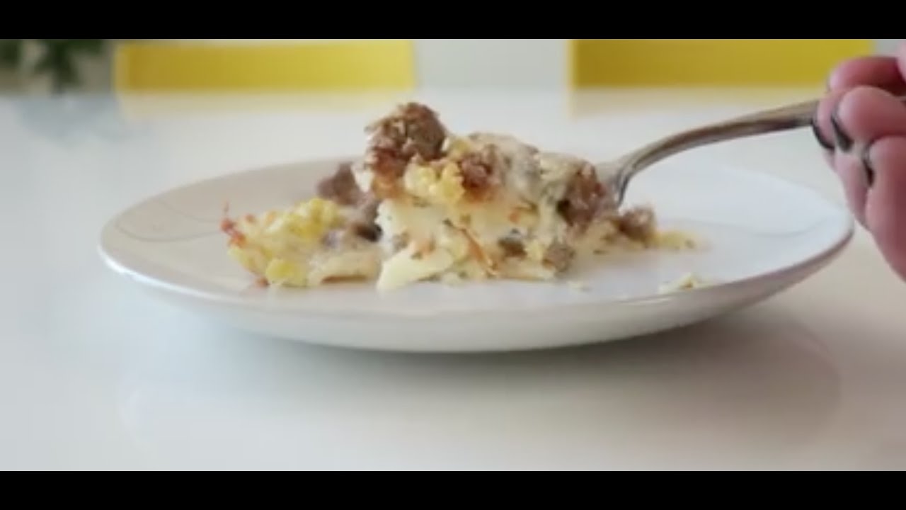 One-Skillet Sausage, Cheese and Hashbrown Breakfast Bake Recipe