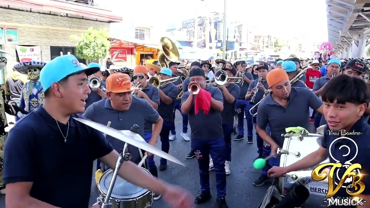 Carnavalezco / Los Diablos Fuera / Arriba Pichataro / Popurri Sones - Banda Laser San Lorenzo 2025