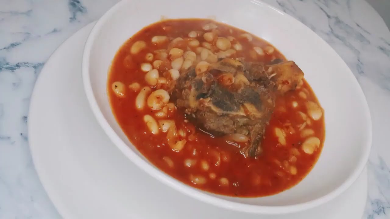 BASİT VE KOLAY ÇOK LEZZETLİ BIR TARİF ❤ ETLİ KURU FASULYE YEMEĞİ   White Bean Stew With Meat #vlog