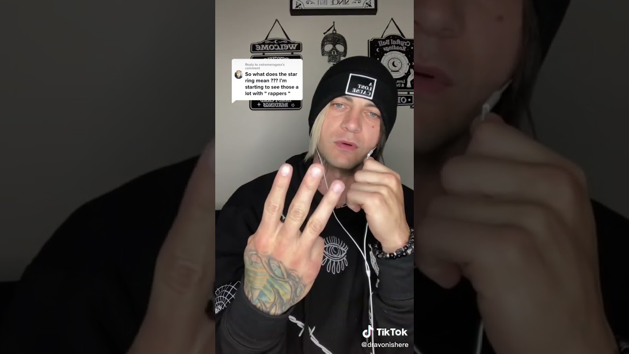 What is the star ring singers and rappers and celebrities are wearing? 