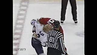 Chris Dingman vs Wade Belak - Nov 27, 2001