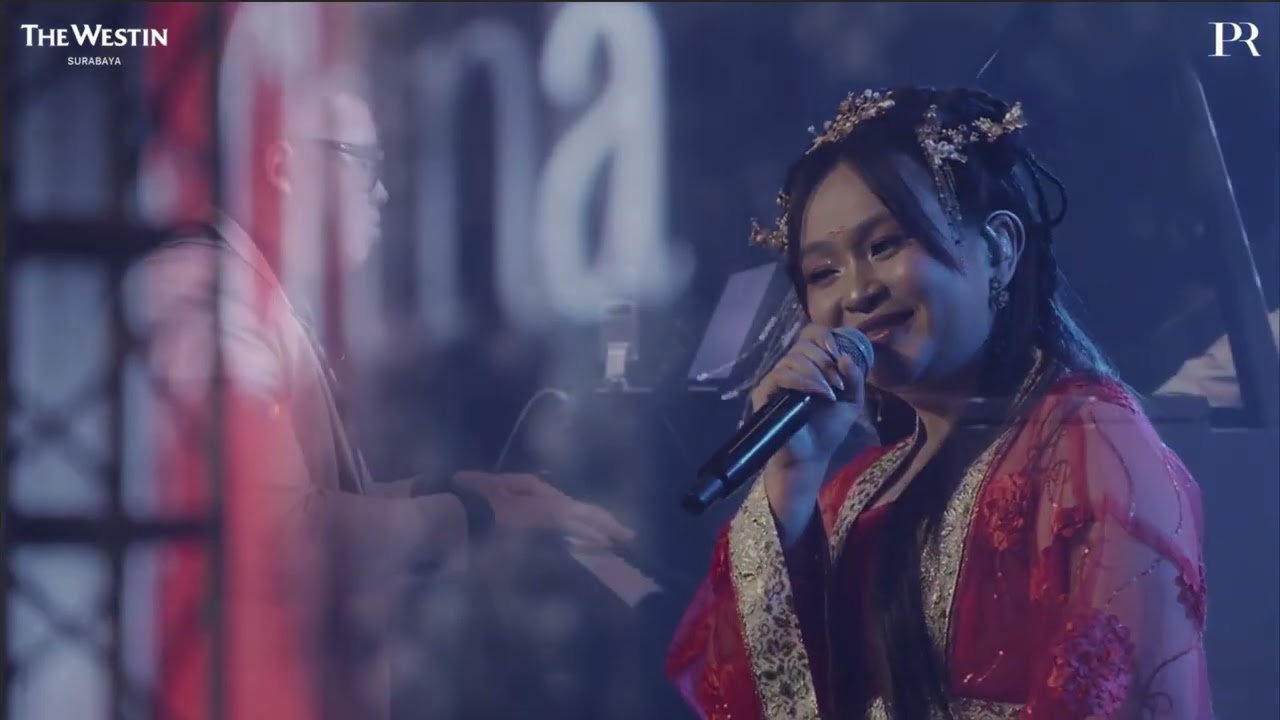 Wo Zhi Zai Hu Ni | Nathasia with Stradivari Orchestra 