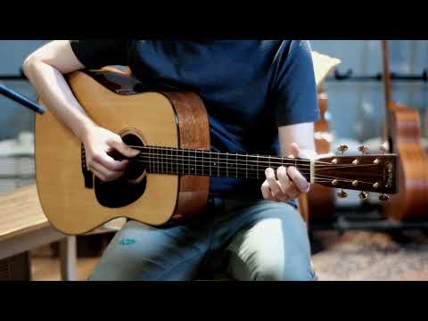 Акустическая гитара MARTIN D-18 Modern Deluxe, видео 2