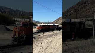 BNSF intermodal through Cajon station w/ s&hc and hornshow! #bnsf #cajonpassrailroadphotography BNSF intermodal through Cajon station w/ s&hc and hornshow! #bnsf #cajonpassrailroadphotography