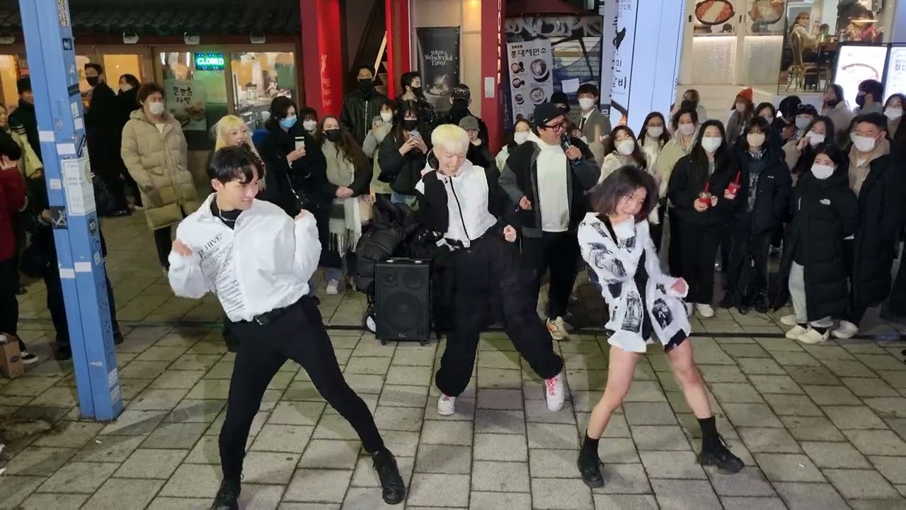 SUNDAY. RECO. HONGDAE BUSKING.