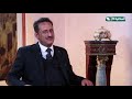 شاهد مقطع غنائي يعبر عن حال الفنان عبدالرحمن العمري في الغربة خلال العيد ذاكرة العيد