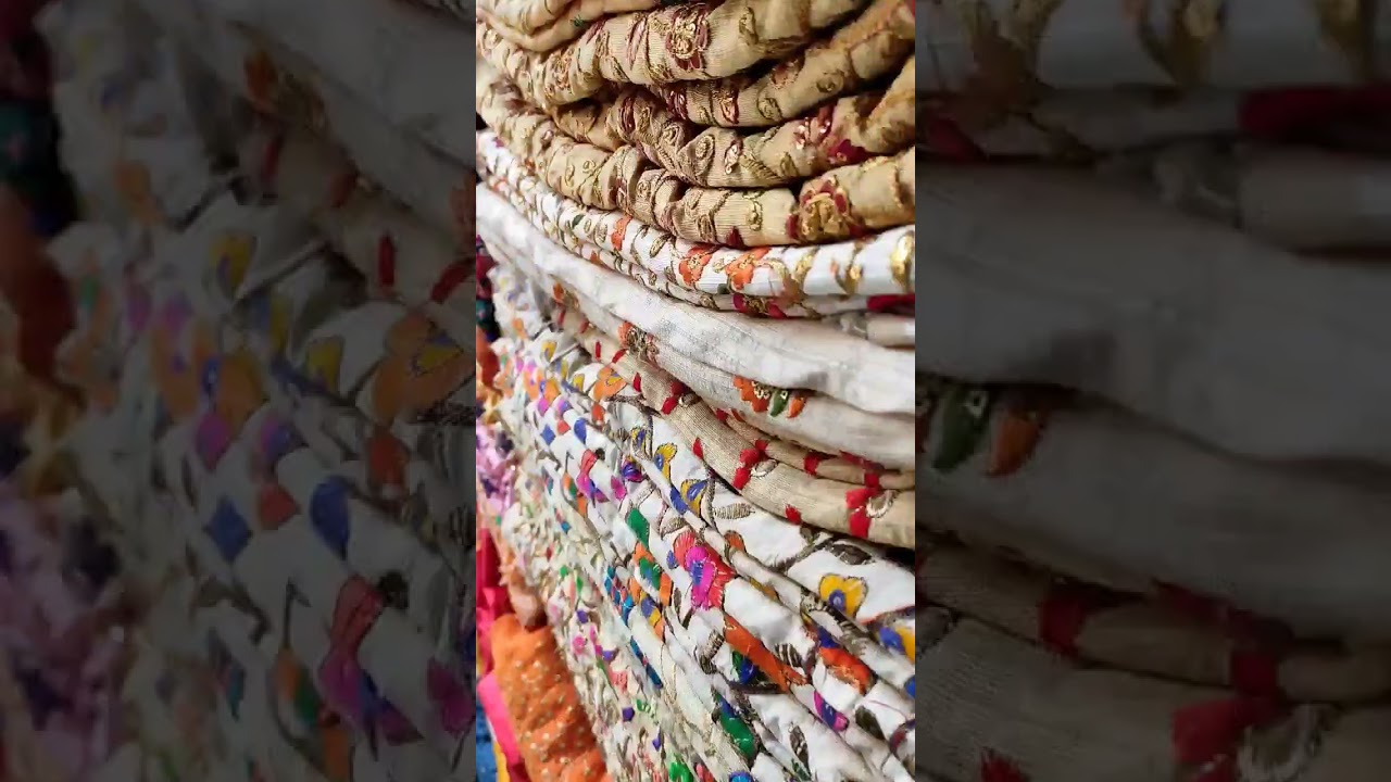 Places one should check out in Vadodara for fabric shopping 