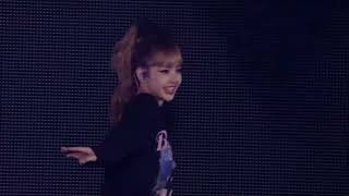 Lisa Blackpink - Whistle Remix - Multi Angle 2018 World Tour In Your Area