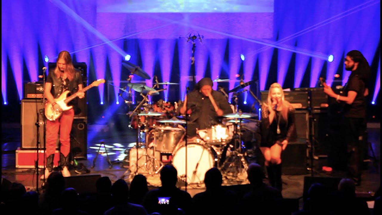 Sena Ehrhardt & Band - Things You Shouldn't Need To Know - Europe Tour 2015 - Neuruppin Kulturhaus