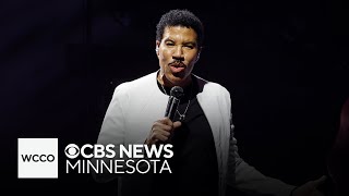 Lionel Richie falls ill during Twin Cities concert