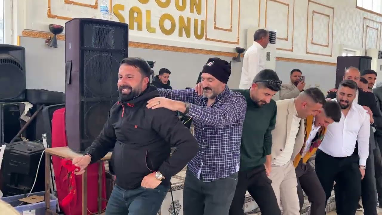 Kağızman düğünlerinden “Pakır” ailesinin o muhteşem düğünü Grup Zilan 