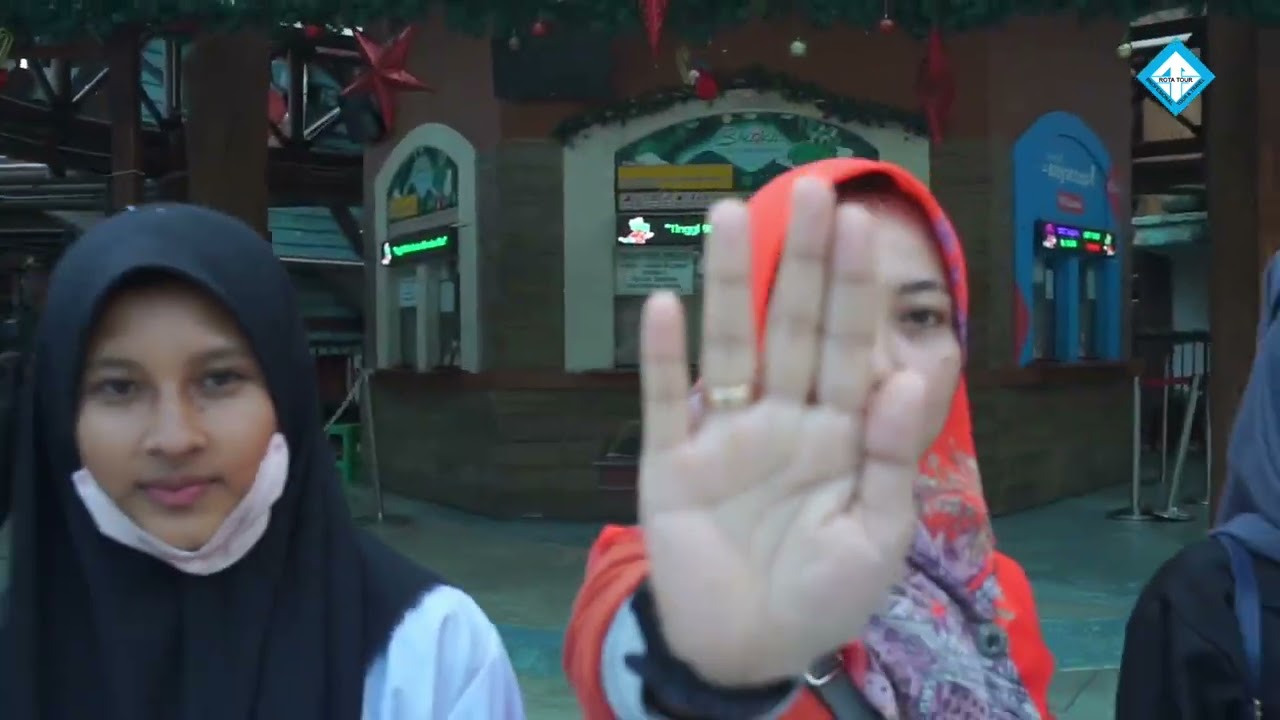 Outing  Class SMP Negeri 2 Paranggupito Goes To Semarang