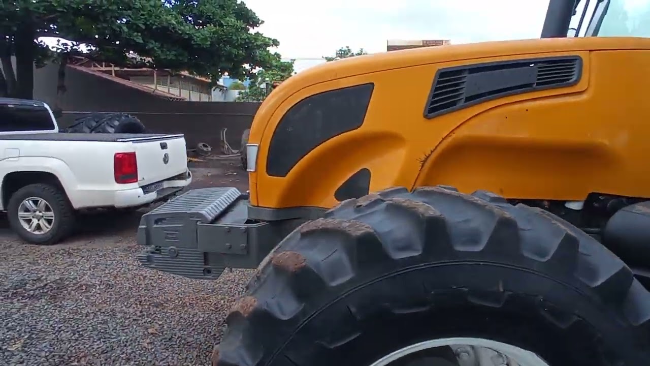 Trafor Tratores apresenta Trator Valtra BH 210I