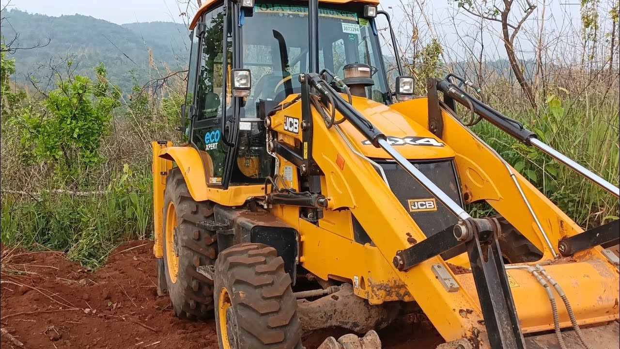 JCB 3DX SUPER BS4 Tractor loading videoJCB video YouTube
