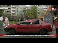 Будівельний кран впав на автомобіль в Києві / включення з місця інциденту