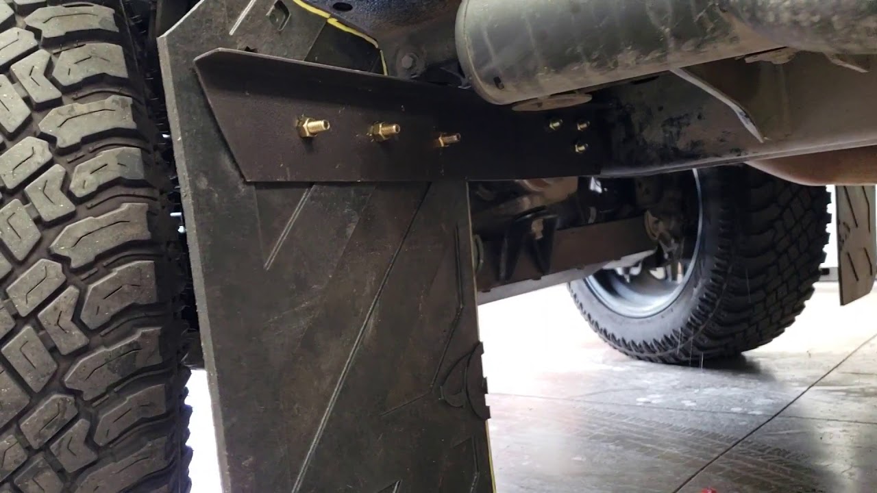 2016 gmc canyon mud flaps