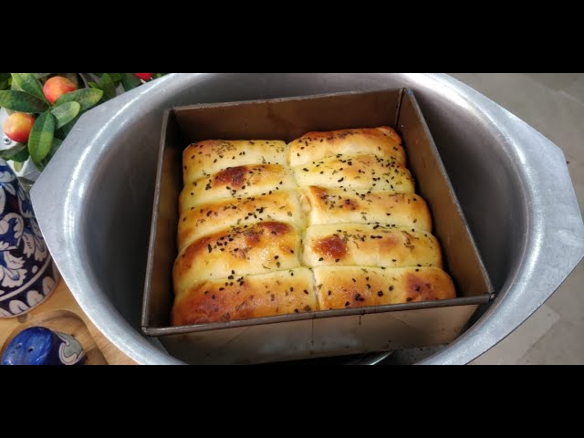 Delicious Chicken & Vegetable Cheese Dinner Rolls without Oven! / Bakery Style Chicken Cheese Rolls | Cooking with Asifa