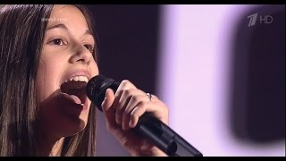 Александра Мостовяк - Stand Up For Love [Голос Дети-3 2016]