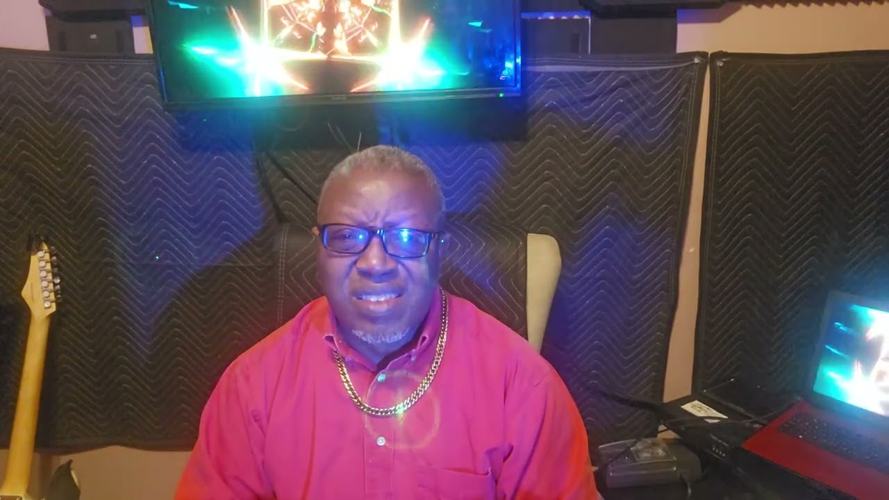 Bernard Burton on keys 🔑 please hit like Thanks 