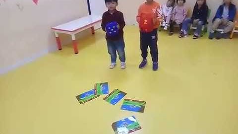 ESL flashcards game Use 2 dices (MA Muxi)