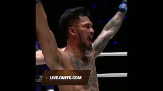 FIGHT OF THE NIGHT 👏 Suakim drops Nabil Anane and survives a late rally, scores split decision win!
