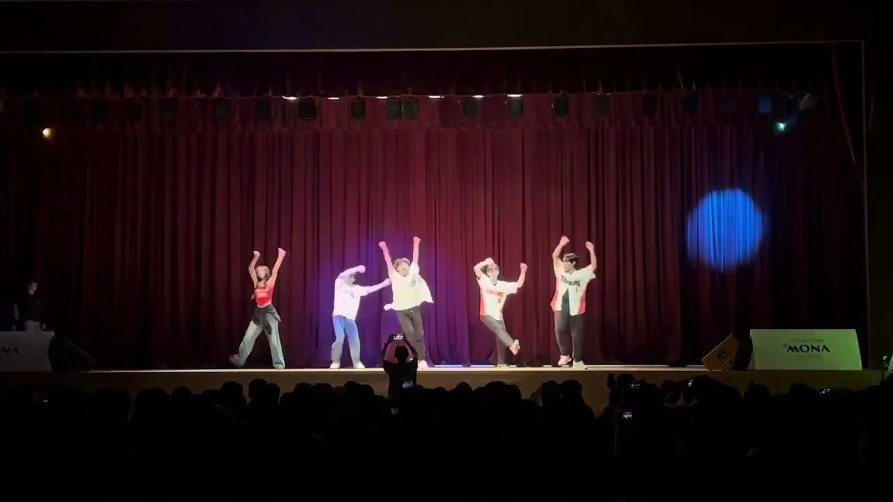 경인고 퀸카 김재원 무대를 뒤집어놓으셨다