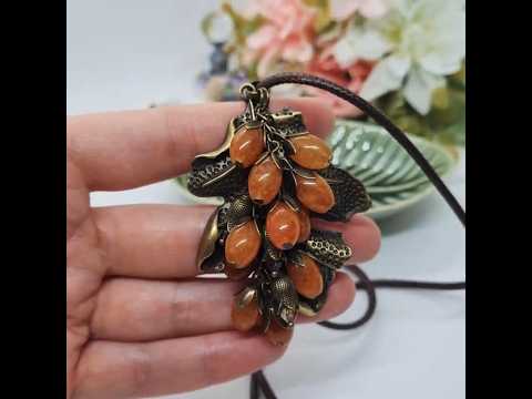Ексклюзивний кулон "виноградне гроно" натуральний камінь помаранчевий кварц, видео 1