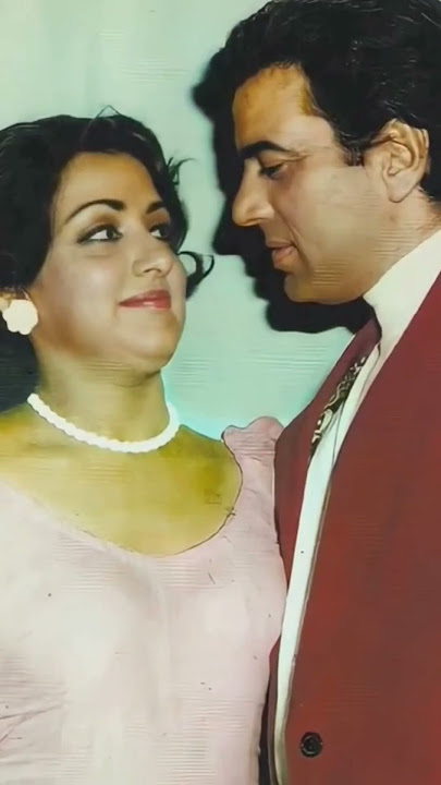 Dharmendra with wife Hema Malini lovely Jodi 🤩💖🙏 #filmysitare #shorts #dharmendra #hemamalini