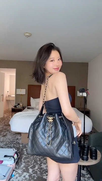 I love @chanelofficial @jennierubyjane