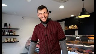 Jérémy Reyrolle, Boucher Charcutier À Ambert, Fait Partie Des Vitrines Dambert Livradois Forez