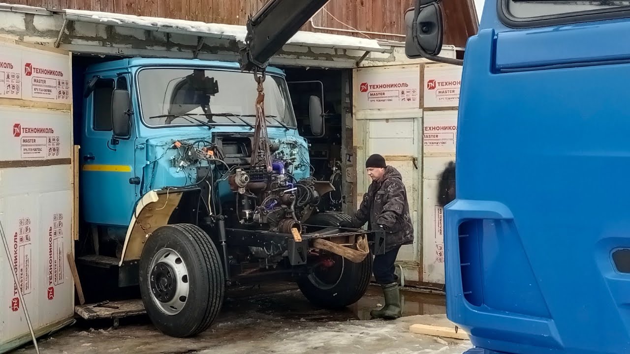 Устанавливаем двигатель. Собрали печку. ЗиЛ с common rail - YouTube