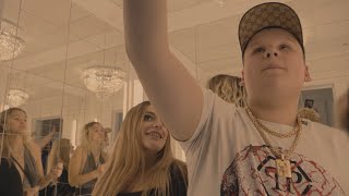 Elvis - Selfmade Officiell Musikvideo
