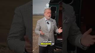 Custom Mahogany Fluted Wood Floor: A Tour of Luxury Custom Mahogany Fluted Wood Floor: A Tour of Luxury
