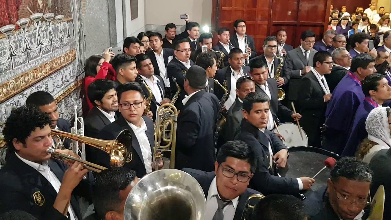 LOS AUTENTICOS DEL CALLAO - BANDA DE MUSICA OFICIAL DEL MONASTERIO DE LAS NAZARENAS