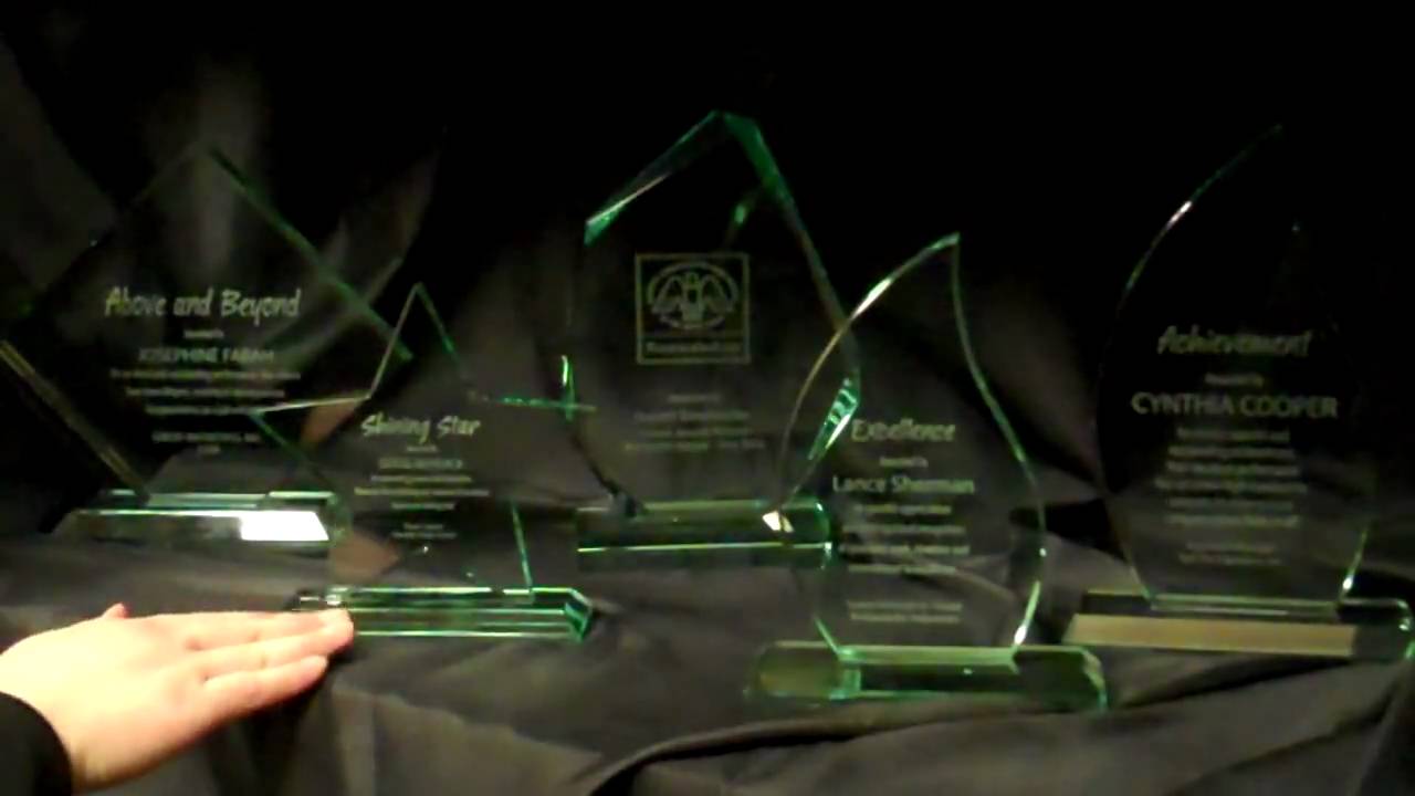 Baudville Jade Glass Award Trophies
