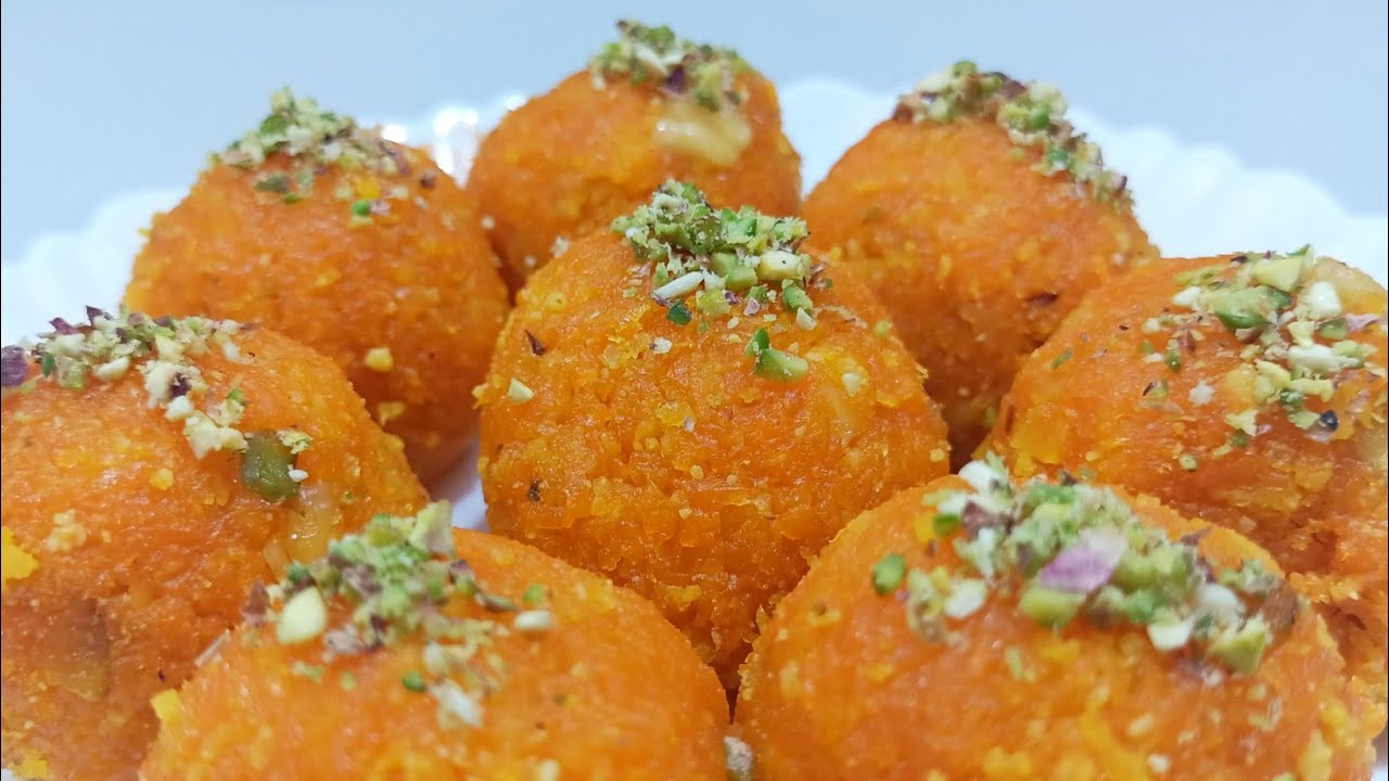 এভাবে গাজরের লাড্ডু বানালে এক নিমিশেই শেষ হয়ে যাবে || Gajorer Laddu | Carrot Laddu