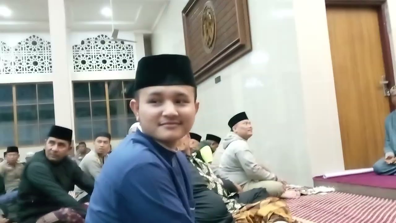 GERAKAN SUBUH BERJAMAAH POLRES TANAH DATAR DI MASJID NURUL HUDA SIMPURUIK SUNGAI TARAB 