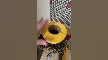 Using a printed reusable spool with Bambu refill filament. #3dprinting #bambulab #3dprinted
