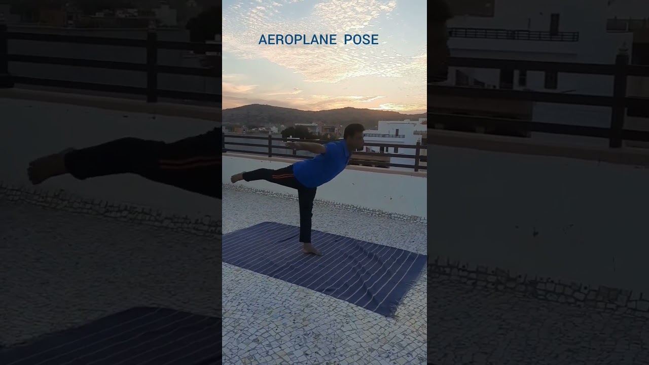 AEROPLANE POSE 