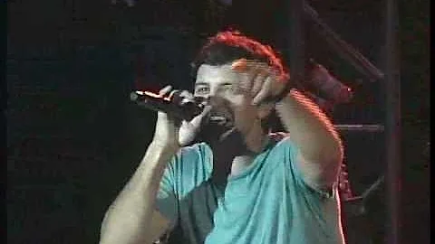 LUKE BRYAN  All My Friends Say  2009 LiVE