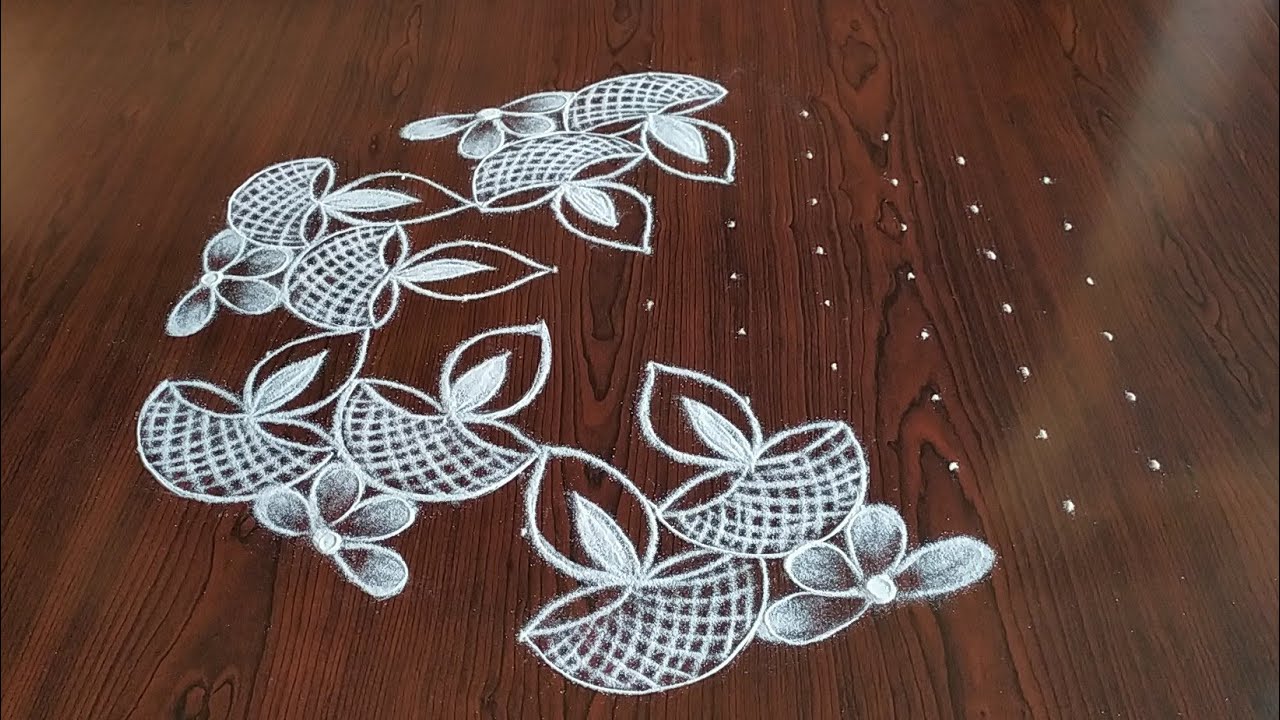 Sankarthi chukkala muggulu// beautiful deepam kolam // only 11*6 dots