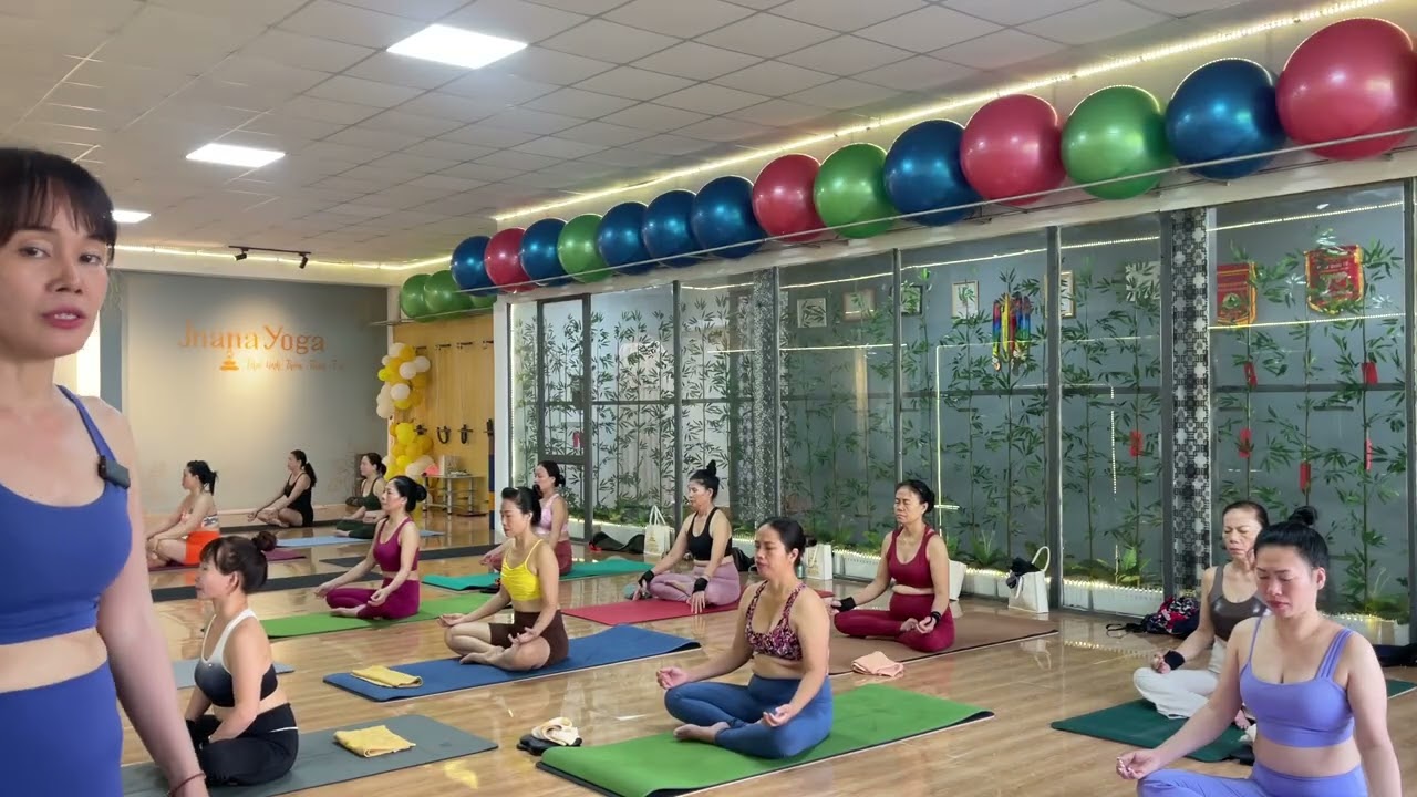 Yoga  ngày 24/10/2025