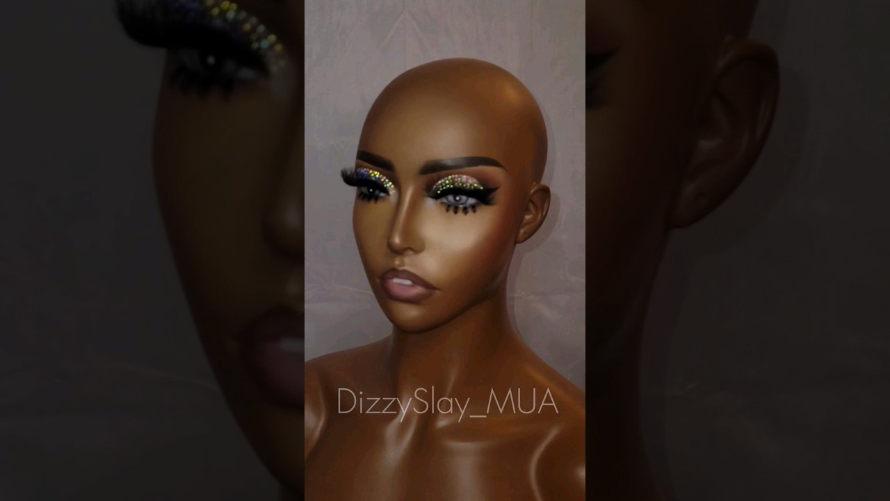MANNEQUIN MAKEOVER #mannequinmakeup #makeup #makeupartist #makeuptutorial #rhinestonemakeup
