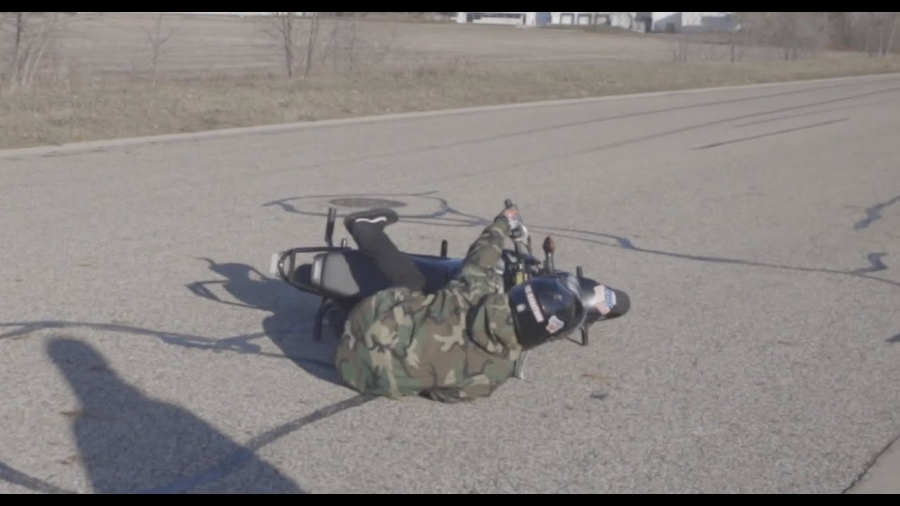 2022 HONDA GROM SCRAPES IN 30 DEGREE WEATHER !!!