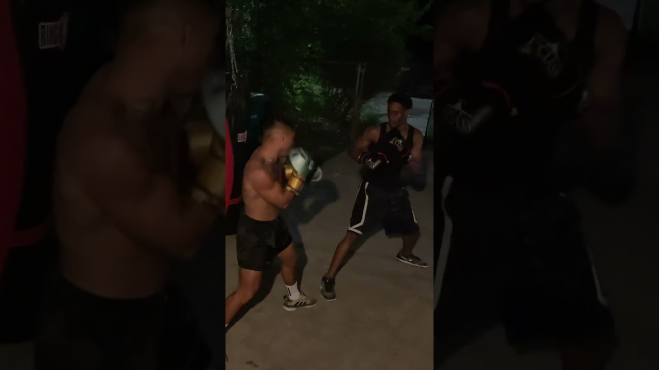 MMA fighter vs Sharpshooting Streetboxer calculate spar 💯 