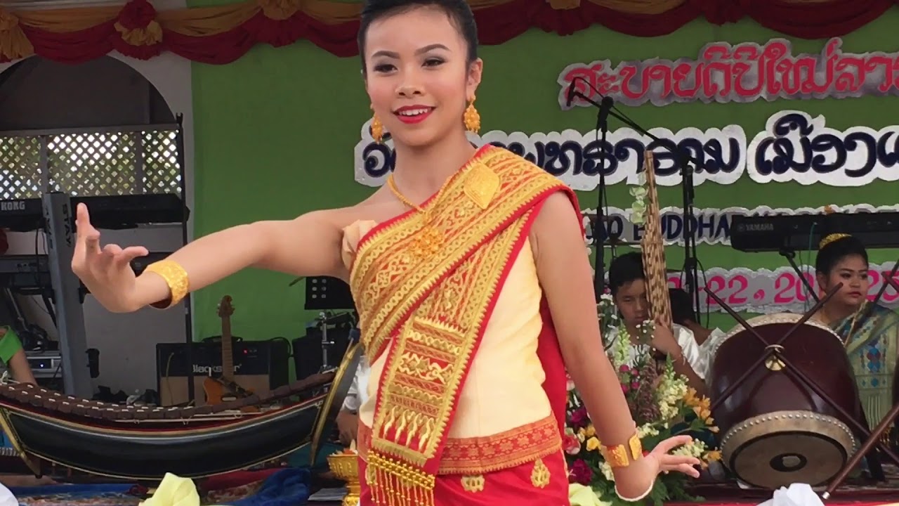 Blessing Lao New Year Dance