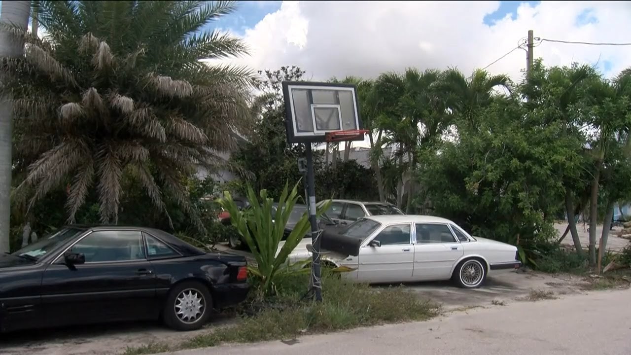 Cape Coral home breaks code enforcement rules for over 10 years