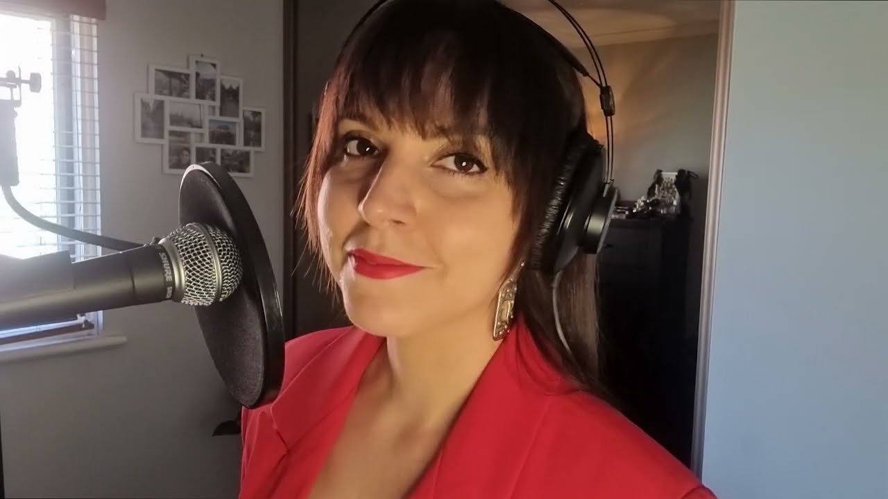 Hallelujah - cover song by Tara Falleti