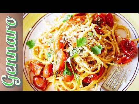 Video: Italian Recipes: Spaghetti With Tomato And Cheese